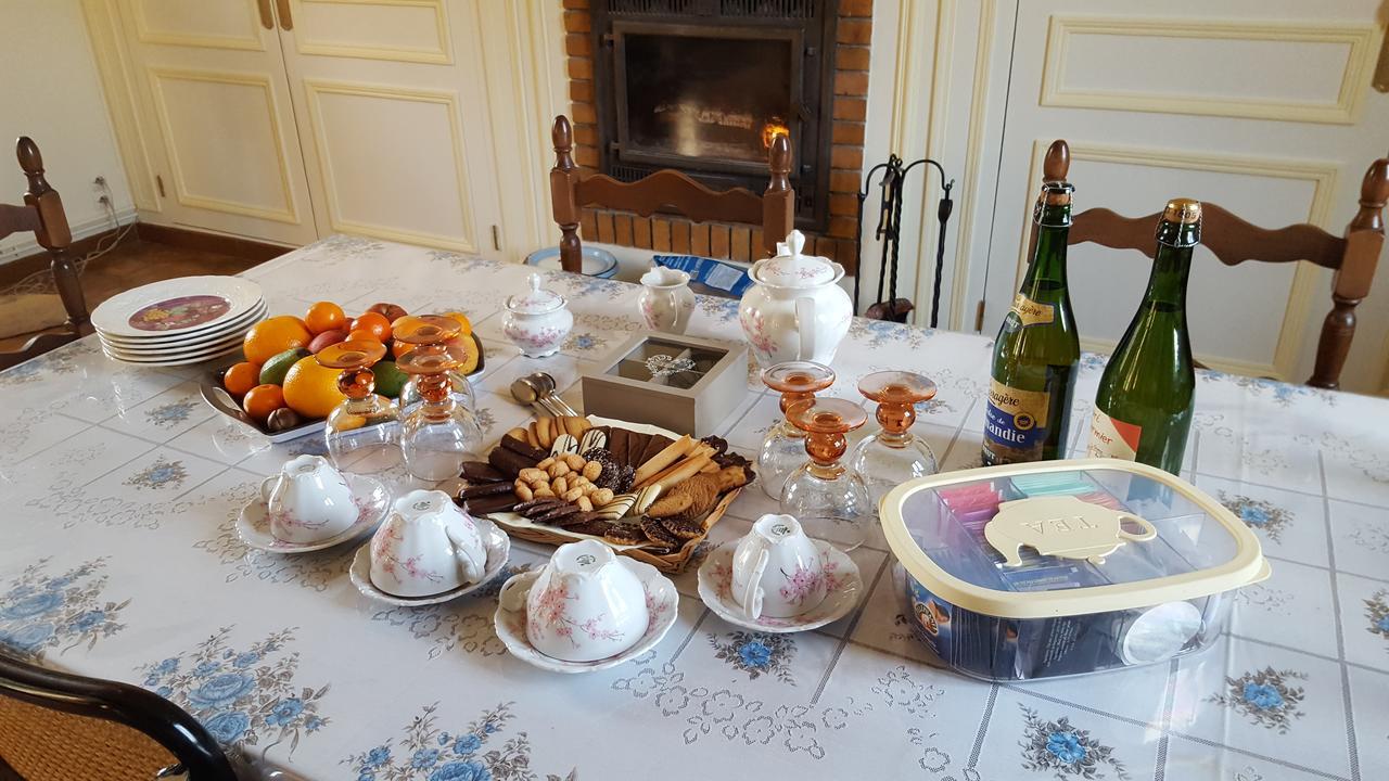 Bed and Breakfast Camden House Aubry-le-Panthou Экстерьер фото