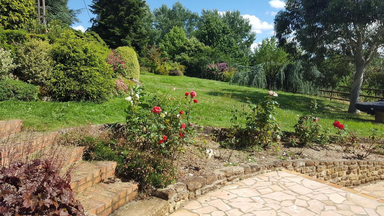 Bed and Breakfast Camden House Aubry-le-Panthou Экстерьер фото