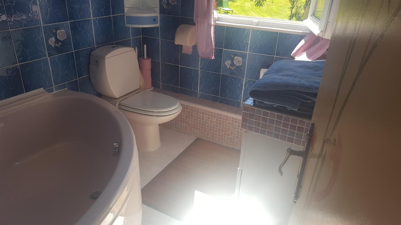 Bed and Breakfast Camden House Aubry-le-Panthou Экстерьер фото